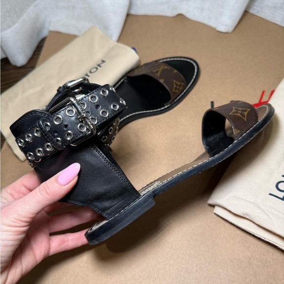Louis Vuitton Studded Monogram Flat Sandals Black EU 38 - Picture 3 of 4